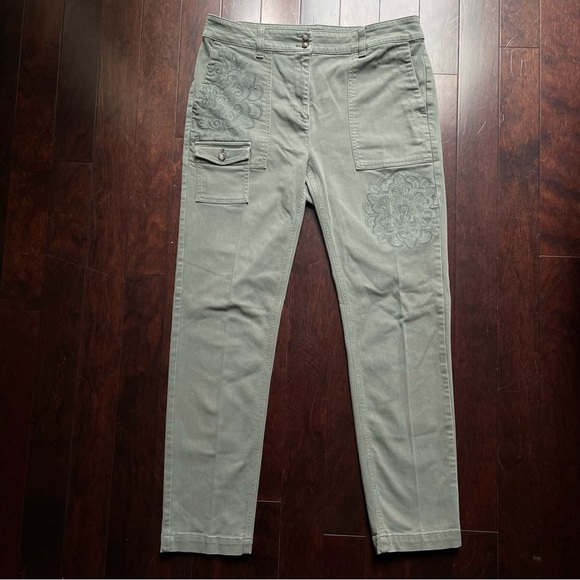 Pants - J. Jill Floral Embroidered Pants Womens size 10 Green Cotton Stretch